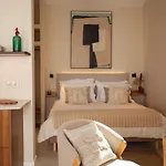 Rodrigues Gasthuis 4*