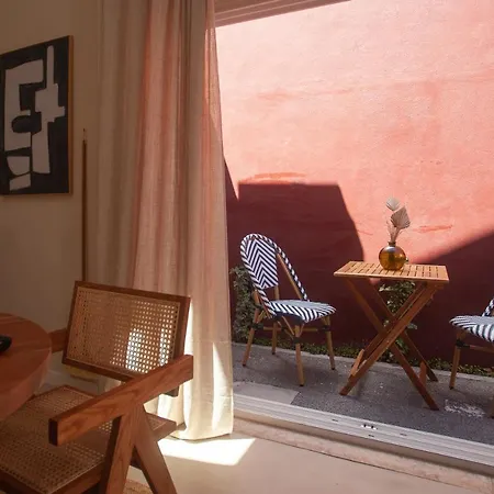 Rodrigues Guest house *